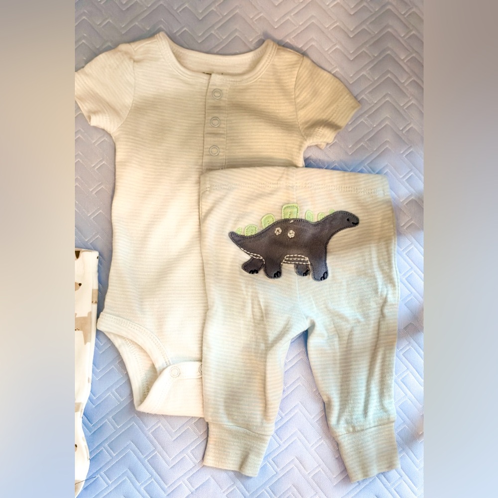 Baby Onesie and Pants Set with Dinosaur Design